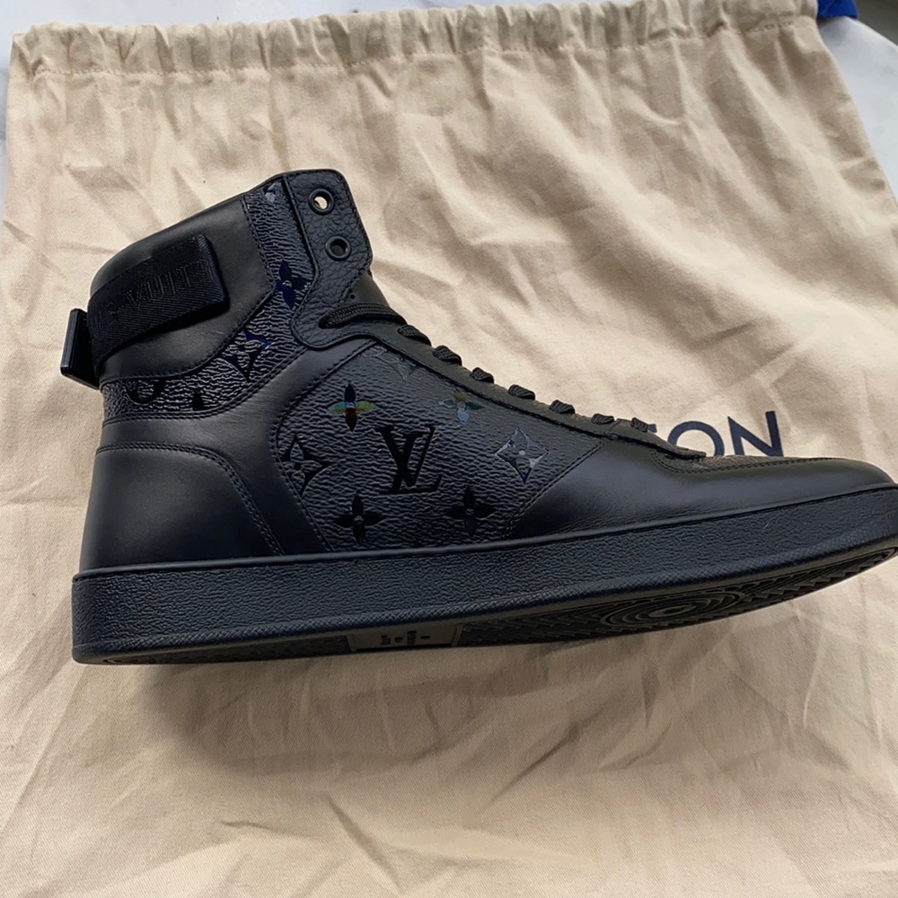 Rivoli Louis Vuitton sneaker - Picture 4 of 12